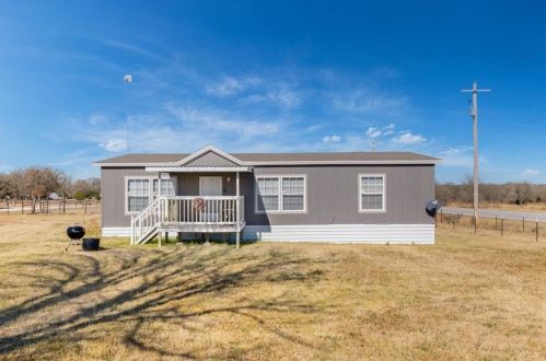 589 Woody Hollow Rd, Stairtown, TX 78648-4411