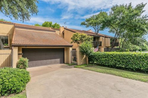9003 Crosswind Dr, Fort Worth, TX 76179-2716