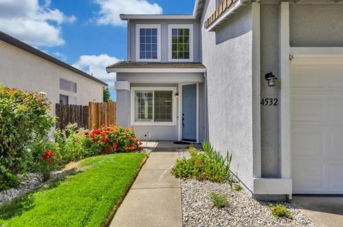 4532 Thira Ct, Elk Grove, CA 95758-5161