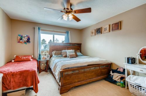 5897 Pagosa Way, Aurora CO 80011-4931 exterior