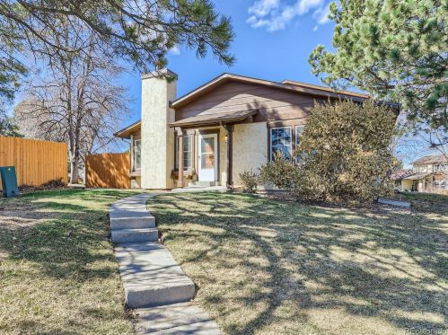 3854 Evanston St, Aurora CO  80014-4033 exterior