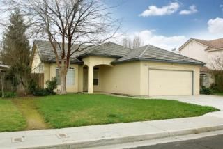 1920 Menlo Ave, Clovis, CA 93611-6145