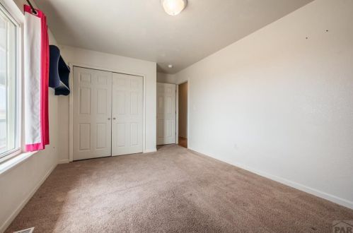1212 Saddle Ridge Ln, Pueblo CO  81007-3905 exterior