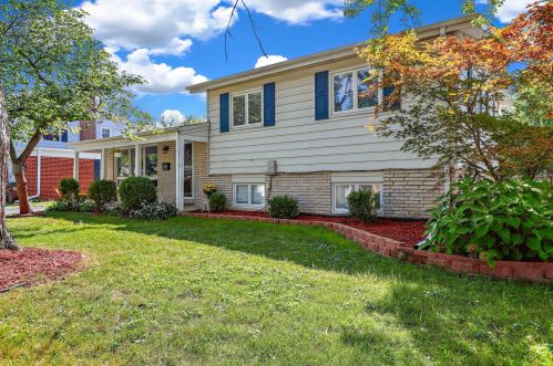 2341 Clyde Ter, Homewood, IL 60430-3105