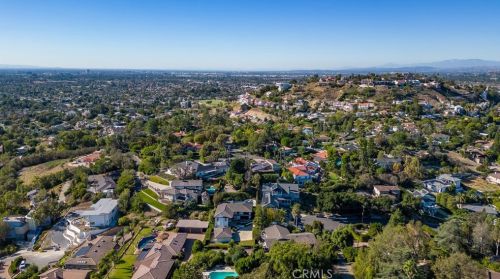 12821 Bonita Heights Dr, Santa Ana CA  92705-1319 exterior