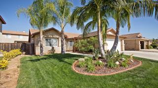 2455 Linda Ct, Escondido, CA 92027-2808