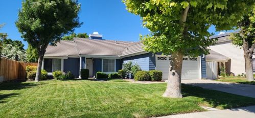 3219 Avenue, Lancaster CA  exterior