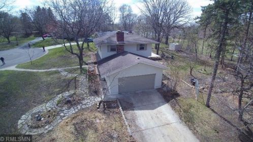 2382 Hillside Rd, Saint Paul MN  55110-5534 exterior