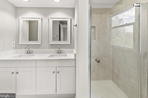 2229 Cherry Leaf Ln, Silver Spring MD 20906-5733 exterior