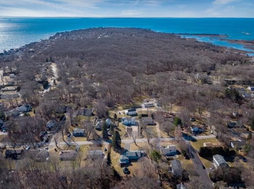 15 Old Black Point Rd, Niantic CT  06357-2813 exterior