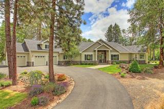 30490 Highway 62, Trail, OR 97541-9618