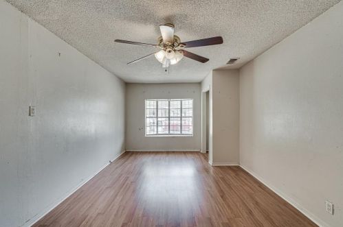 234 Cherry Pt Dr, Dallas TX  75232-3629 exterior