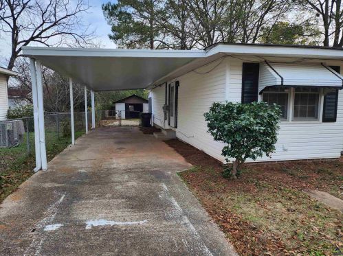 108 Ravenwood Way, Warner Robins, GA 31093-2217