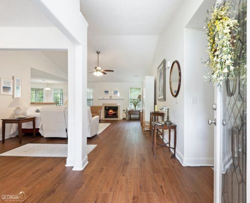 187 Red Bud Rd, Jefferson, GA 30549-9025