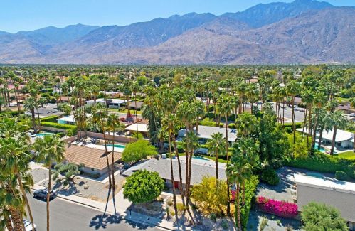 1233 San Joaquin Dr, Palm Springs, CA 92264-8646