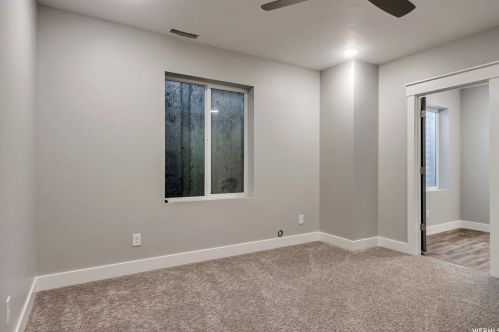 2712 Mt Jordan Rd, Sandy UT 84092-3380 exterior