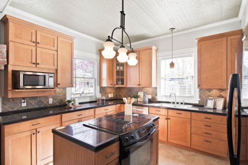 2249 6th Ave, Fort Worth TX  76110-1807 exterior