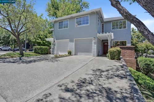 207 Pebblecreek Ct, Pacheco, CA 94553-6808