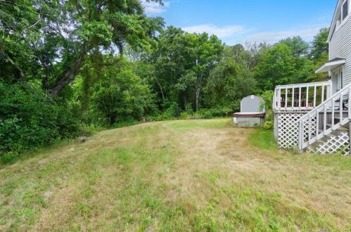 110 Squaw Rock Rd, Killingly CT  06239-4220 exterior