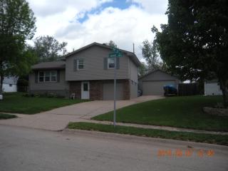 9306 Laurel Ave, Omaha, NE 68134-1721