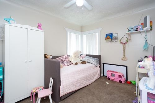 11802 Acacia Ave, Hawthorne CA  exterior