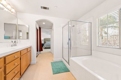 4256 Pondhill Ct, Riverside CA  92505-3464 exterior