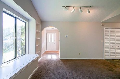 5838 Trent Walk Dr, Lithonia, GA 30038-1939