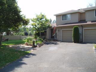 10007 Stevens Ln, Spokane WA  99218-2381 exterior