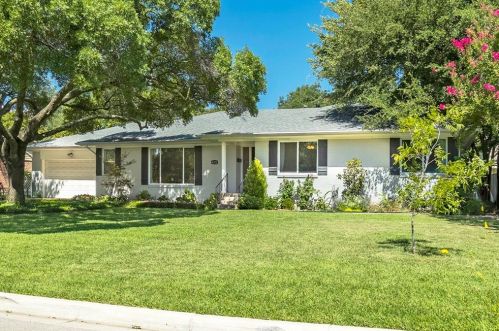 4321 Clayton Rd, Fort Worth TX  76116-8036 exterior