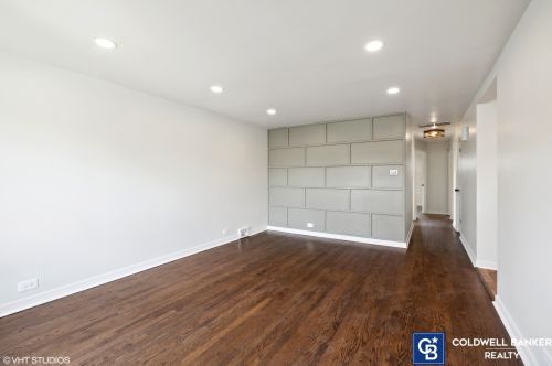 9430 Parnell Ave, Chicago, IL 60620-2337
