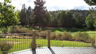 3035 Golf View Dr, Bend, OR 97701-7546