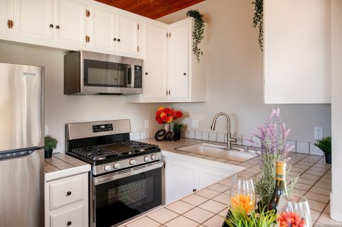 30402 Cool Valley Highlands Rd, Valley Center, CA 92082-5281