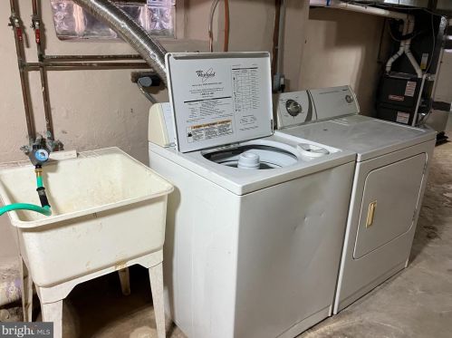 5705 Baltimore Ave, Philadelphia PA 19143-2717 exterior