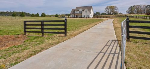 2919 Tom C Camp Rd, Monroe, GA 30656-3784