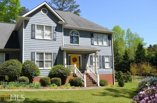 32 Hidden Lakes Dr, Carrollton, GA 30116-8904