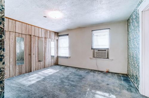 1216 Carson Ave, Cincinnati OH  45215-3122 exterior