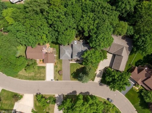 12038 Gantry Ln, Saint Paul MN  55124-6286 exterior