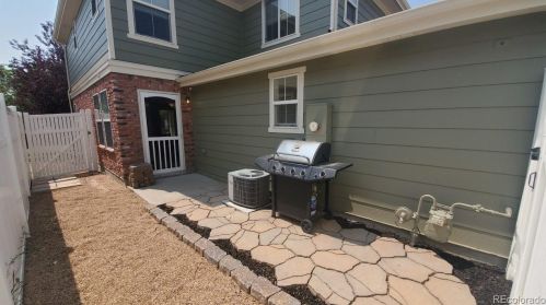 17251 Arizona Pl, Denver CO  80017-4219 exterior