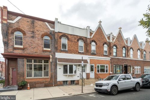 2310 3rd St, Philadelphia, PA 19133-2905