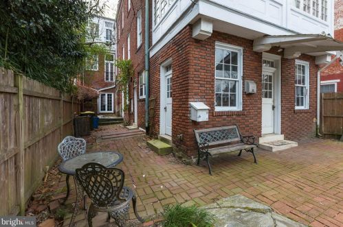 231 Orange St, Lancaster PA  17602-2914 exterior