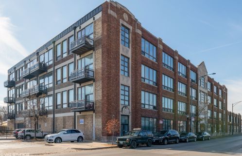 4131 Belmont Ave, Chicago, IL 60641-4625
