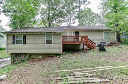 6551 Gordon Hills Dr, Mableton, GA 30126-5120