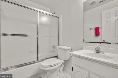 12529 Stratford Garden Dr, Silver Spring MD  20904-1557 exterior