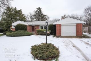 1335 Carlisle Pl, Bannockburn IL  60015-2305 exterior