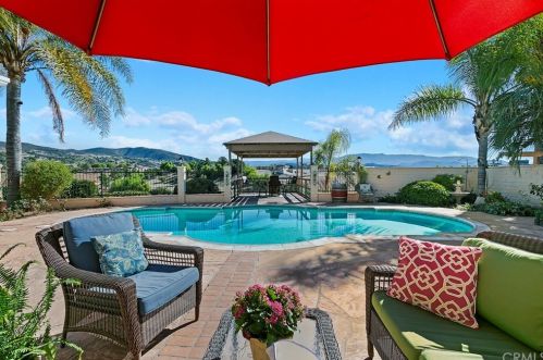 36575 Calle Puerta Bonita, Temecula, CA 92592-9035
