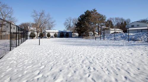 1522 Aspen Dr, Saint Paul MN  55122-1305 exterior