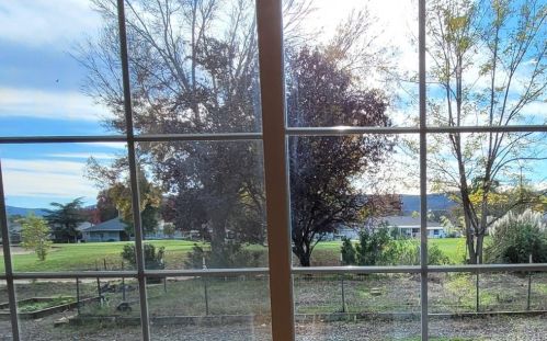 18237 Hidden Valley Rd, Middletown, CA 95467-8039
