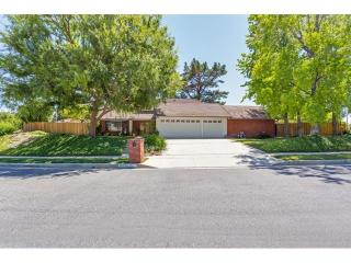 3575 Ganelon Dr, Calabasas, CA 91302-5845