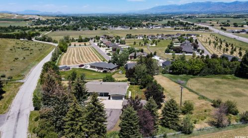 1350 200, Wellsville UT 84339-9703 exterior