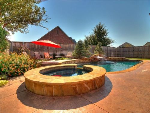 16100 Windrush Pl, Edmond, OK 73013-9414